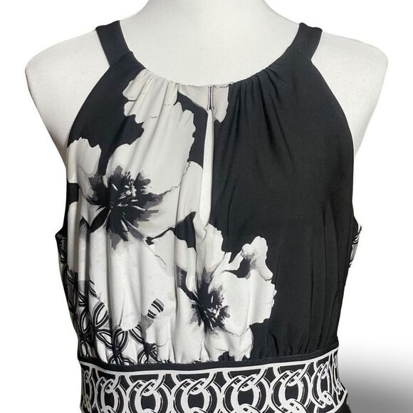 WHITE HOUSE BLACK MARKET Floral Goddess Vibes Maxi Dress BLK & WHT, Size S - Picture 2 of 9